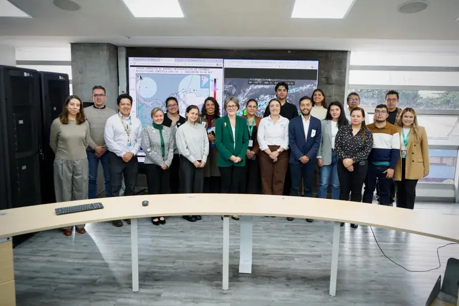 Delegación del Reino Unido visita el Ideam para para fortalecer la lucha contra la deforestación en Colombia