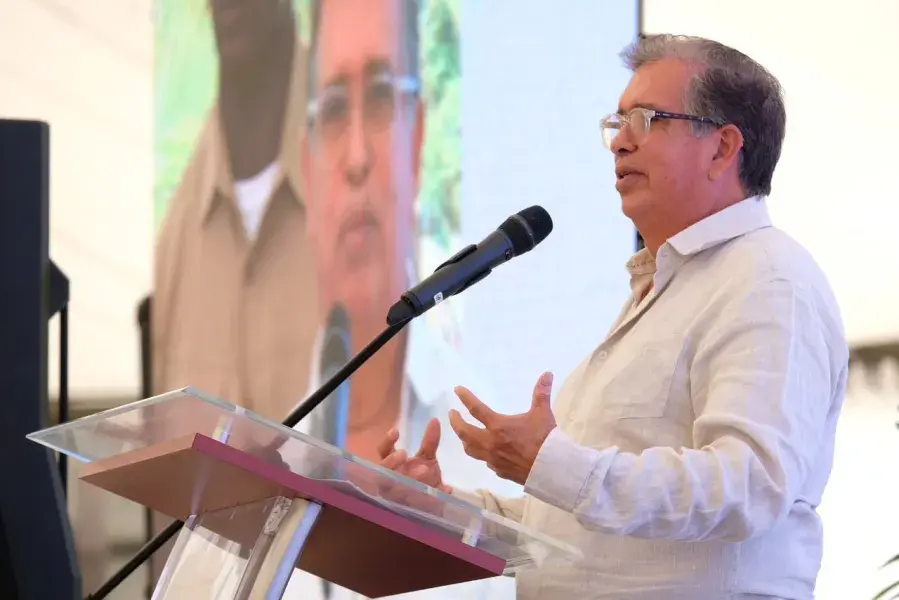 Ministro de Ambiente y Desarrollo Sostenible Fabio Arjona